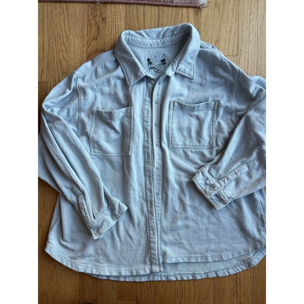 Womenโs XL Light Blue Button Down Shirt Oversized Casual Utility Blouse